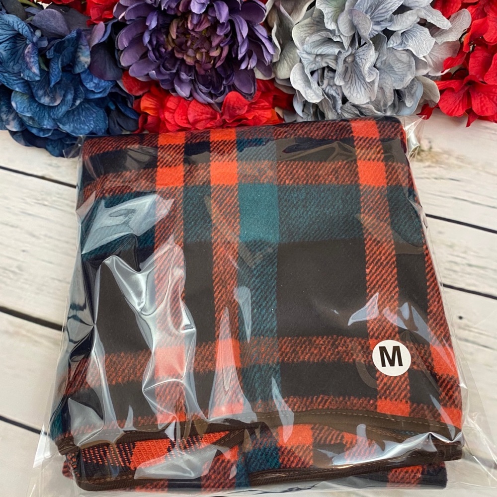 Buffalo Plaid Asymmetric Sleeveless Vest Cardigan - Picture 15 of 16